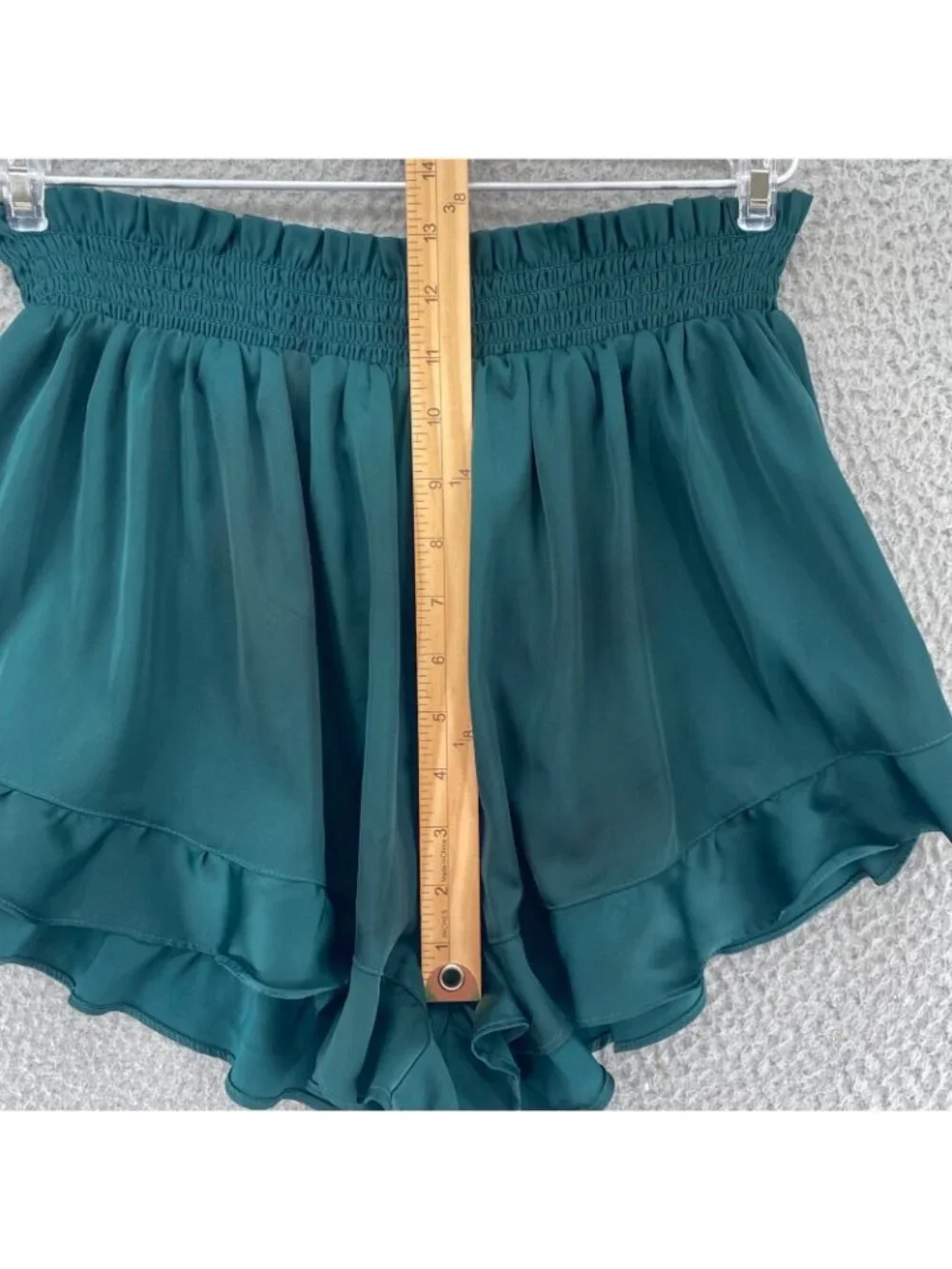 Birdy Grey Pajama Set Womens Large Emerald Ruffled Shorts Button Up Shirt Lounge